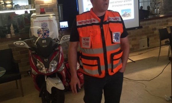 הרצאתו של ניב גרנות בנושא איחוד והצלה