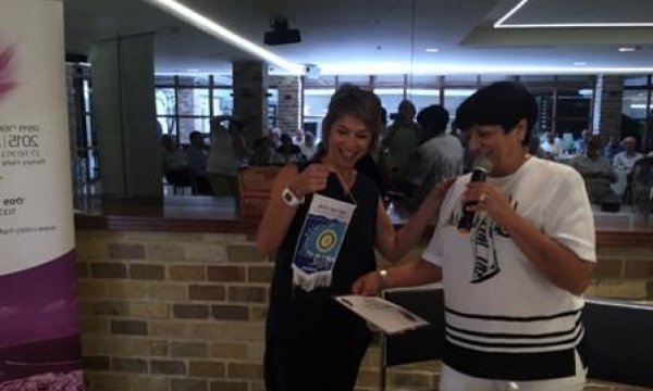 מפגש מועדון, הרצאה נגה כרמי על עיתון אינטרנטי